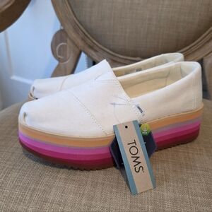 TOMS Alpargata Off- White Canvas Rainbow Platform Espadrille 7
